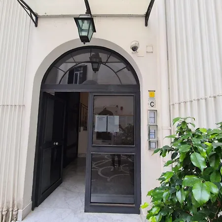 La Gioiosa Apartment *